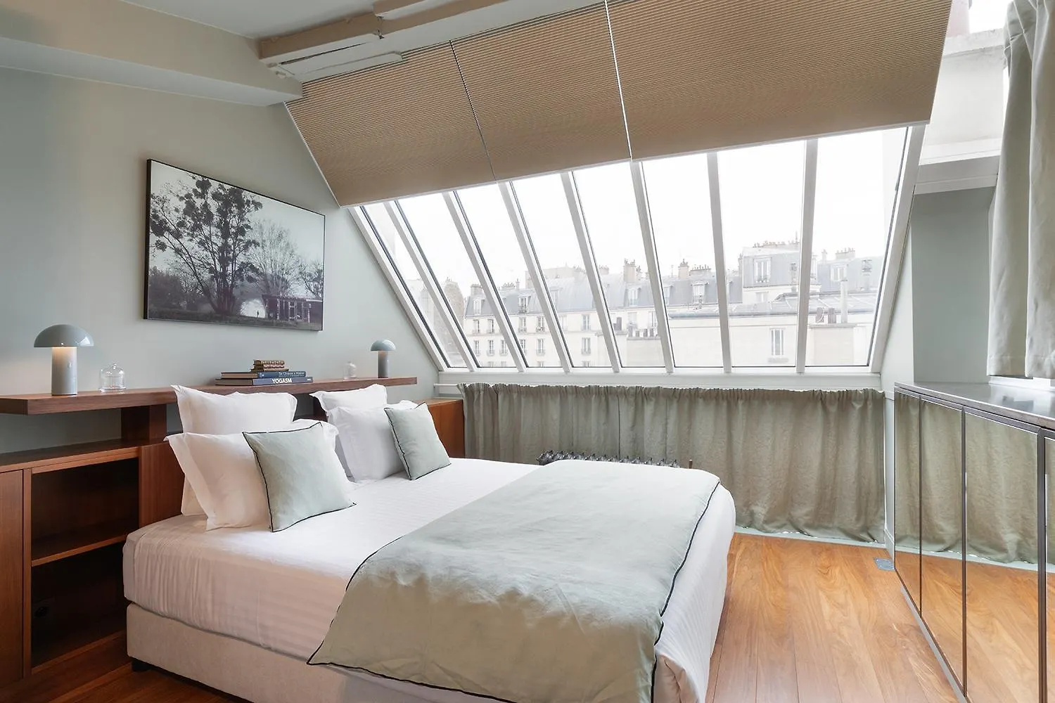 Oniri - Apartment In Montmartre - Robert Planquette Paris
