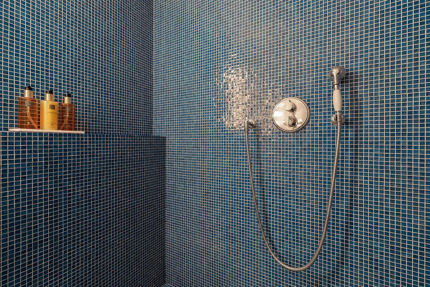 Oniri - Apartment In Montmartre - Robert Planquette Paris France
